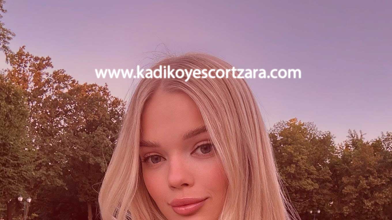 Dolgun Kalçalı Kadikoy Escort Bayan Alina
