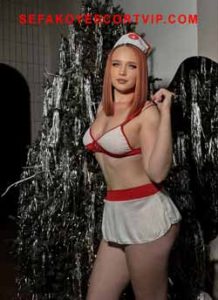 Beyaz Tenli Güzelliğiyle Sefaköy Escort Elif Tutkuyu Yeniden Tanımlıyor